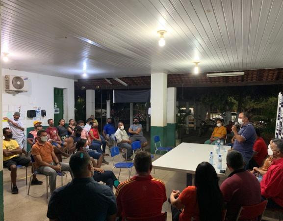 Prefeitura e Fundespi entregam certificados aos participantes do curso de arbitragem de futebol