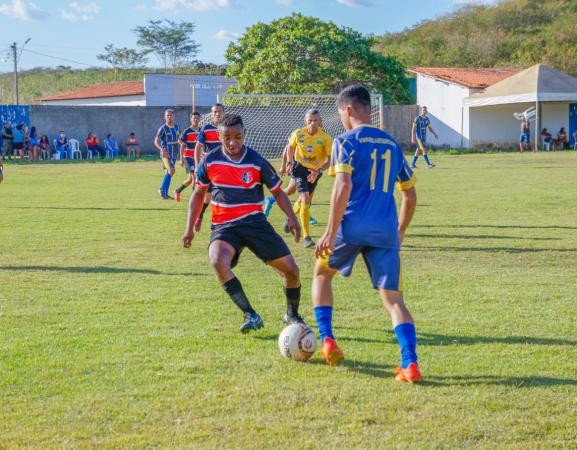 Campeonato Municipal de Futebol de Jardim do Mulato inicia com vitória do Retrô