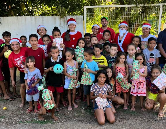 Assistência Social de Jardim do Mulato distribuiu brinquedos para crianças